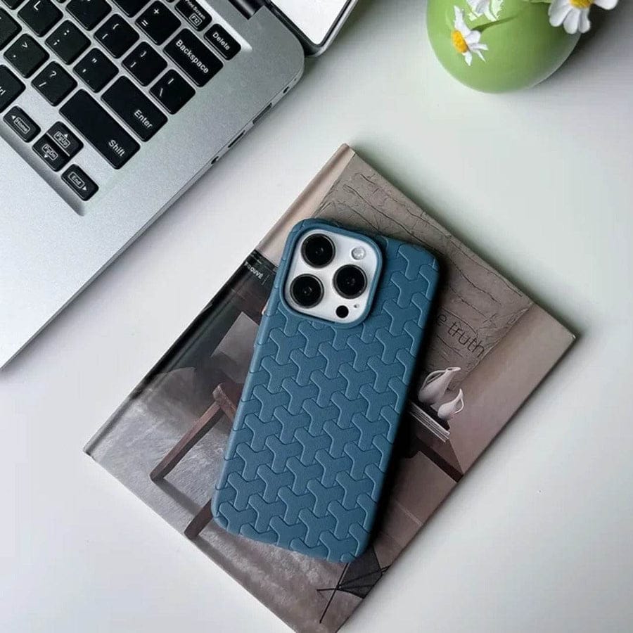 Dissipate Heat Woven Pattern Case For iPhone