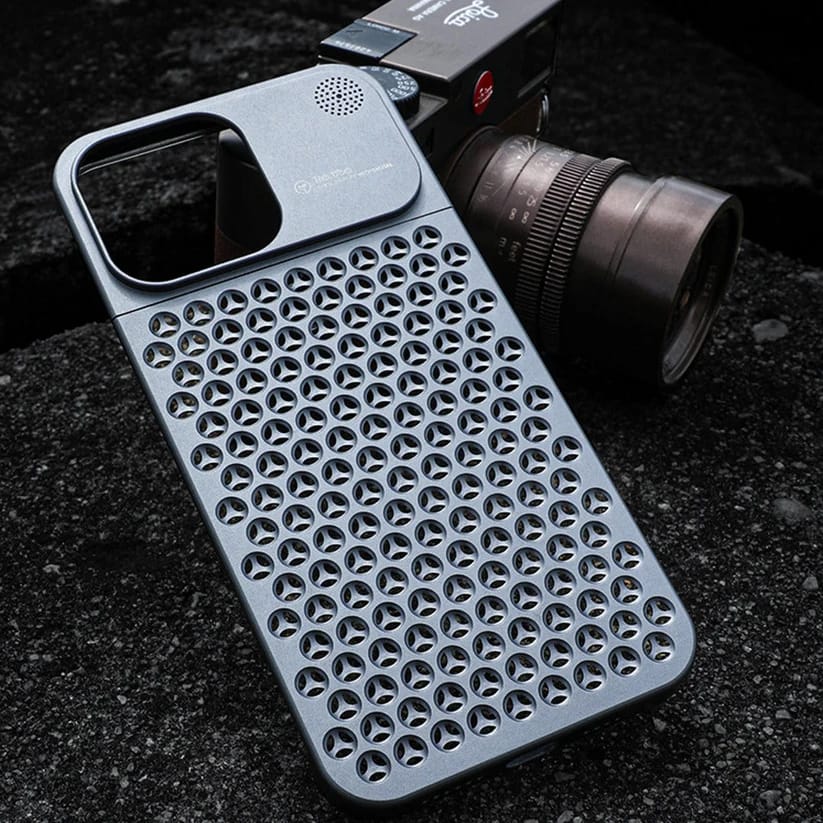 Aero Mesh ® Metallic Hybrid Case for iPhone